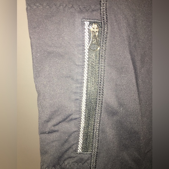 LULULEMON Inspire tight II 26” inseam leggings with double front zipper size 6 - Picture 3 of 15